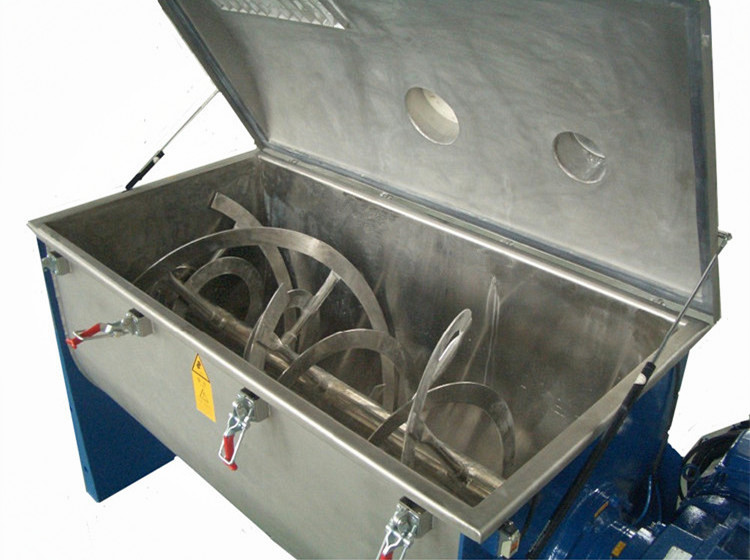 Dry powder mortar mixer