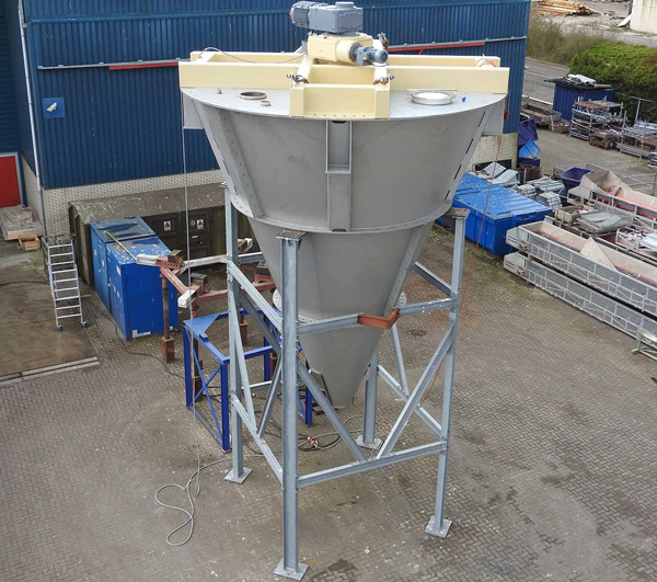 Vertical Screw Mixer price