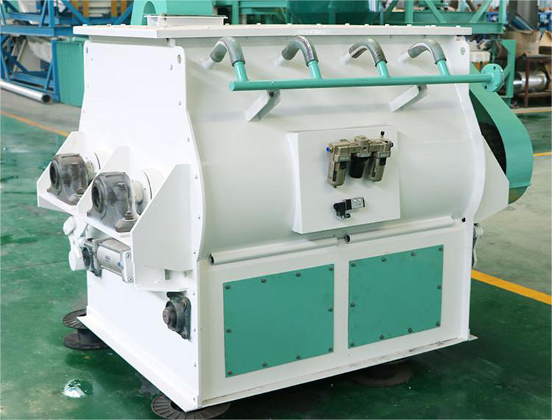 Features of Gravityless Twin Shaft Paddle Mixer 