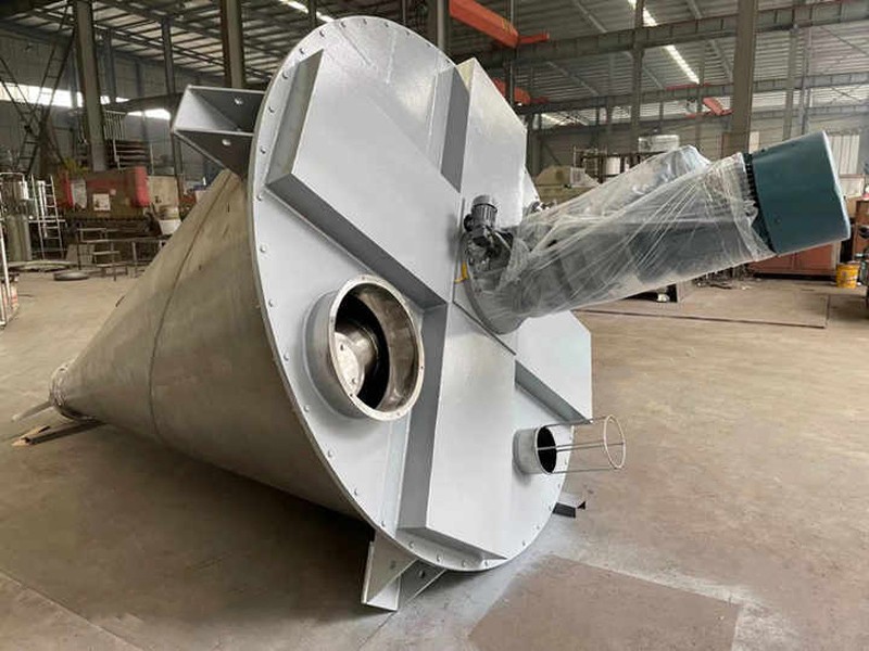 Features of Conical twin screw mixer