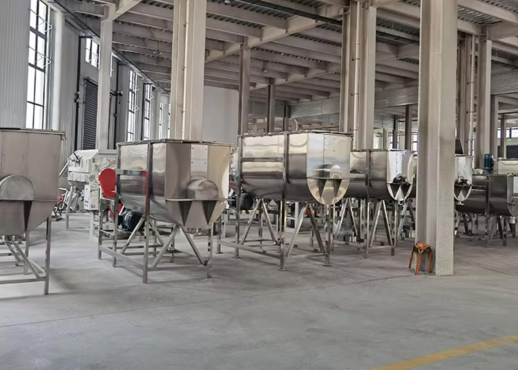 Functional dry powder mixer in bulk