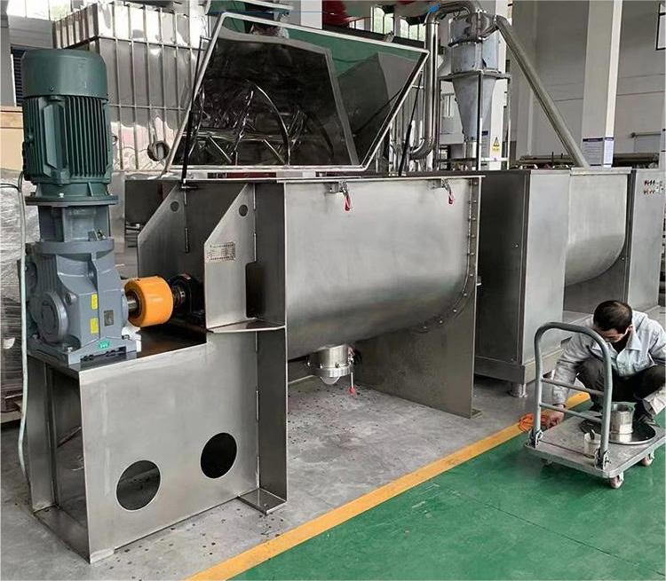 Industrial dry powder mixer 